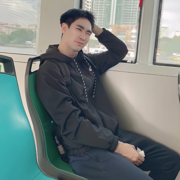แม็กนีโต้โม้ไปเรื่อย