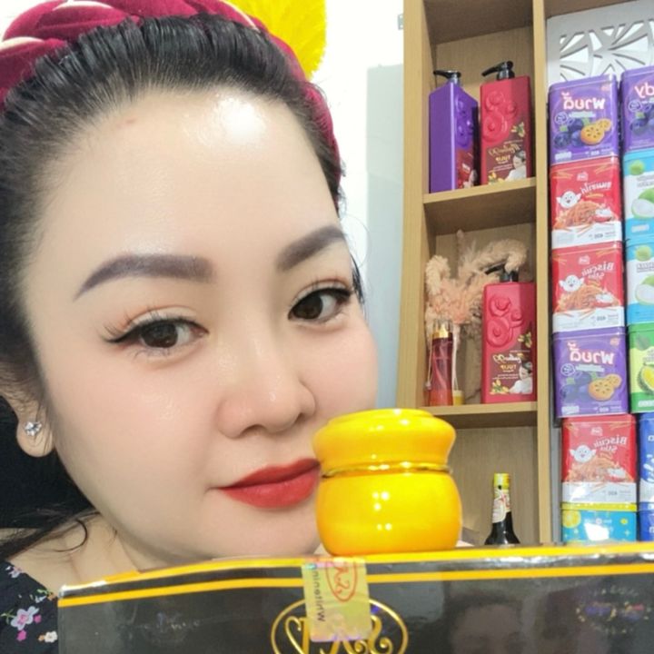 HOÀNG Ý PHI