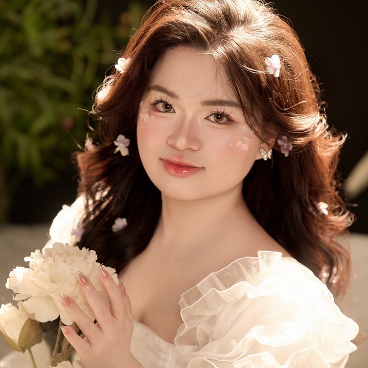 Thảo Huyền Bigsize