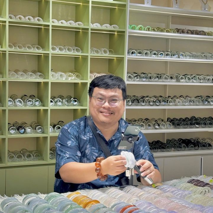 DT Luxury Phỉ Thuý Quanh Ta 10