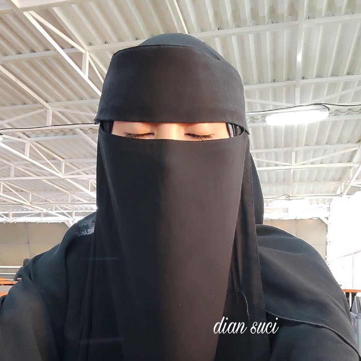 Live-cover-image.png