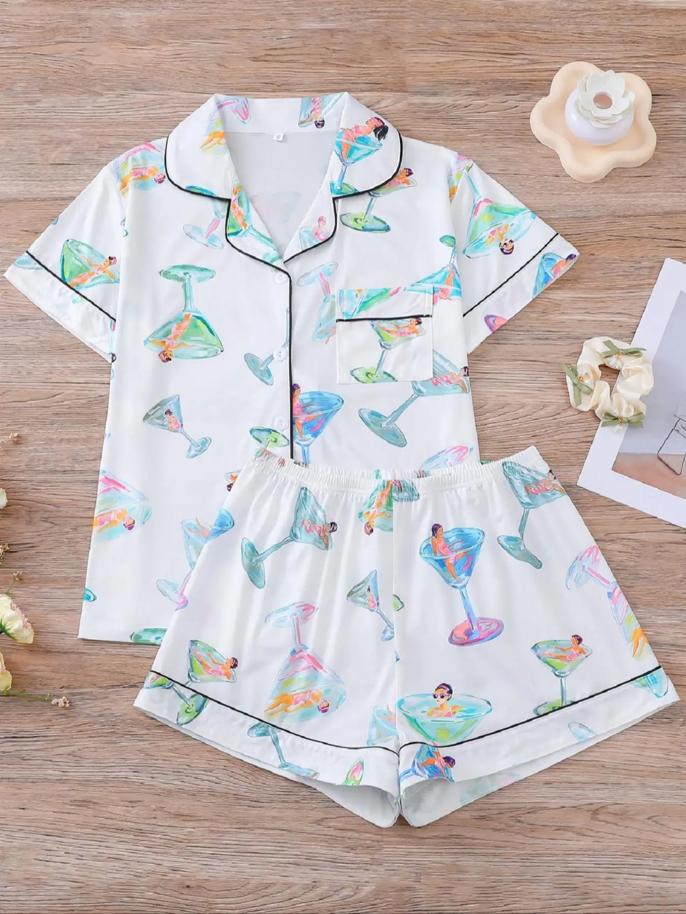 All-over print women’s short sleeve pajama top