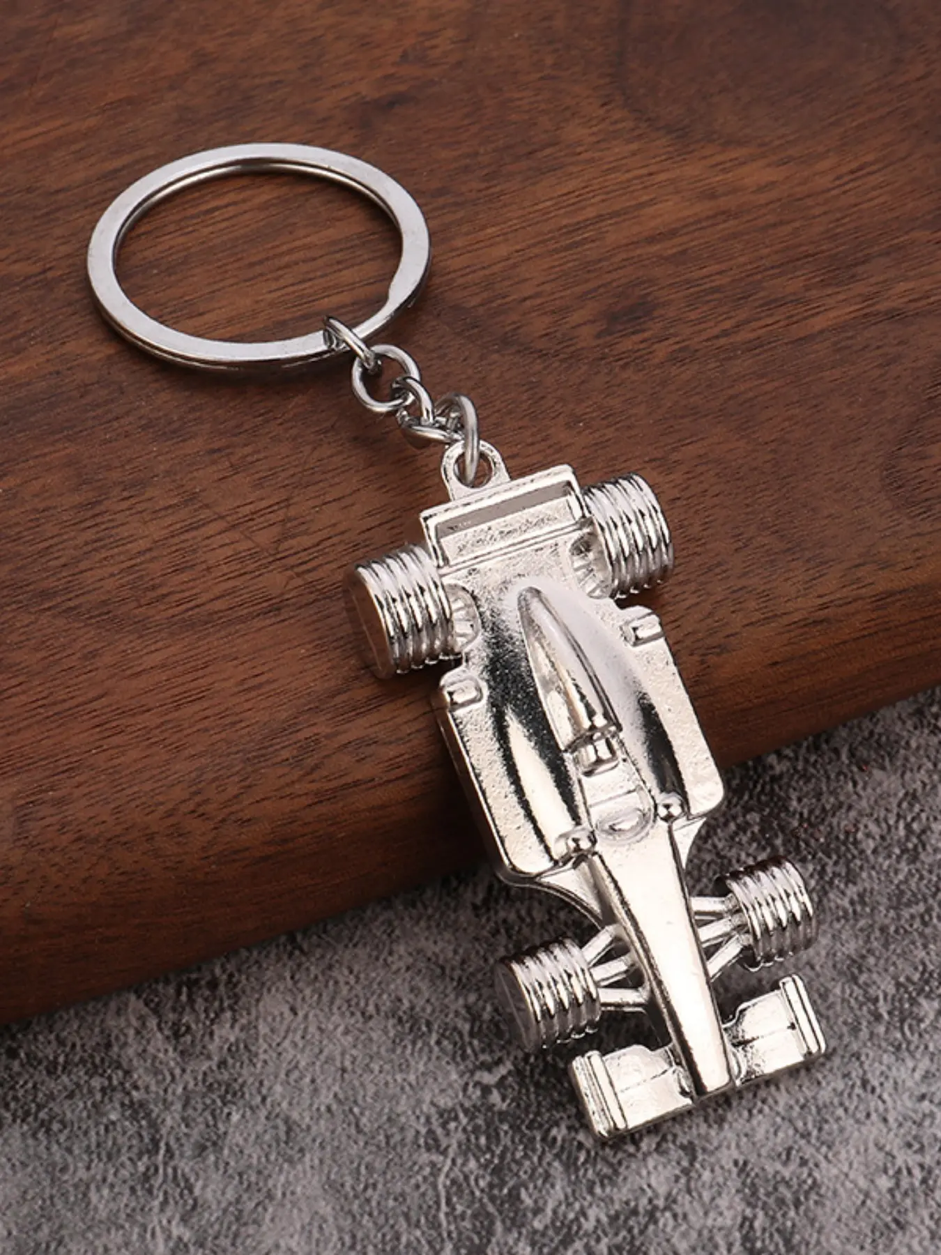 Creative F1 Racing Keychain, Small Car Club Gift, TikTok爆款商品分析 - GMV/销量 ...