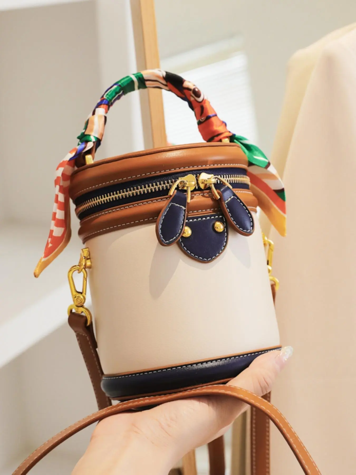 Fashion Colorblock Bucket Bag, Casual Pu Leather Z TikTok爆款商品分析 - GMV