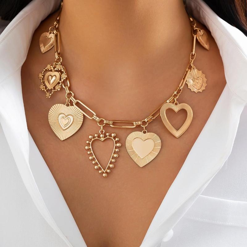 Women's Chunky Gold Heart Shaped Necklace - Vintage Statement Paperclip Chain with 8 Heart Pendants, Stackable Bold Costume Jewelry Gift, Elegant Gold Necklace for Women, Stylish Fashion Accessory, Elegant Necklace