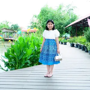 ชุดลูกสาวบ้านแม่นกน้อย