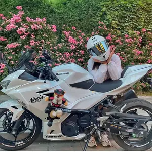 Booming Moto