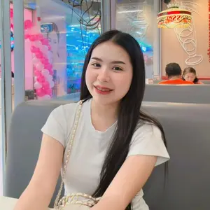 ployly.store