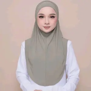 Nusrat Hijab