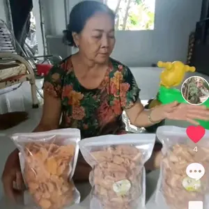 CÔ NĂM VĨNH LONG