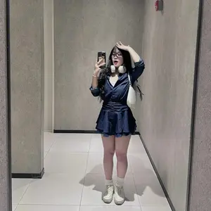 Tườngg Vyy Storee