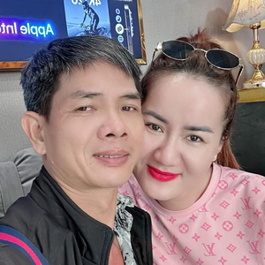 Lạp xưởng Hiếu Diễm Hạnh