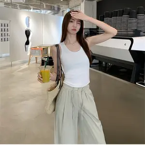 Dynamic Outfit Place