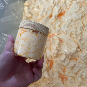 Mỹ phẩm hoài nghi