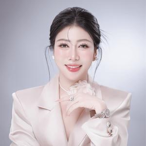 NƯỚC HOA PHẠM NHI