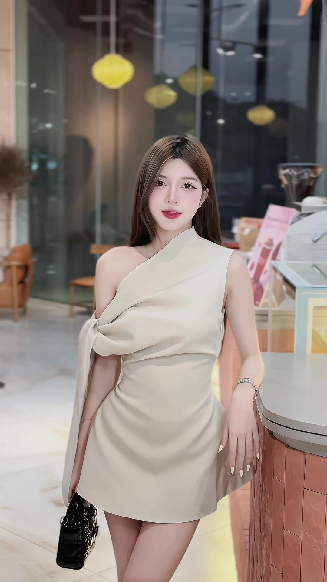 1000 váy trong 5 tiếng mở bán , hot quá trời hot các c ơiii , bấm ngay vào góc trái màn hình săn nha các c iu 🥰#tiktokshop #fyp #xuhuong2024 #tiktokshop #tiktokviral #trending 