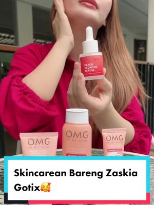 Pilihan yang tepat untuk kamu yang mau glowing tanpa tapi pakai paket skincare viral OMG 🥰 Girlboss Zaskia Gotix aja suka banget sama rangkaian skincare OMG, kamu kapan cobain nih? #beautyneverfade #zonacantik #racunOMG