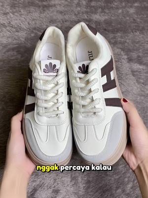 Membalas @doinksafe #sepatu #sepatuwanita #sneakers