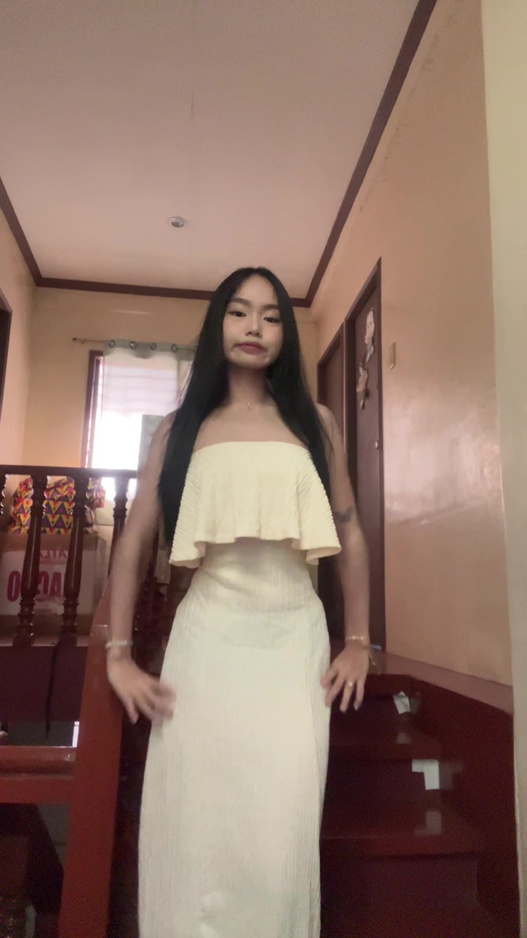 feeling so girly today with this dress 