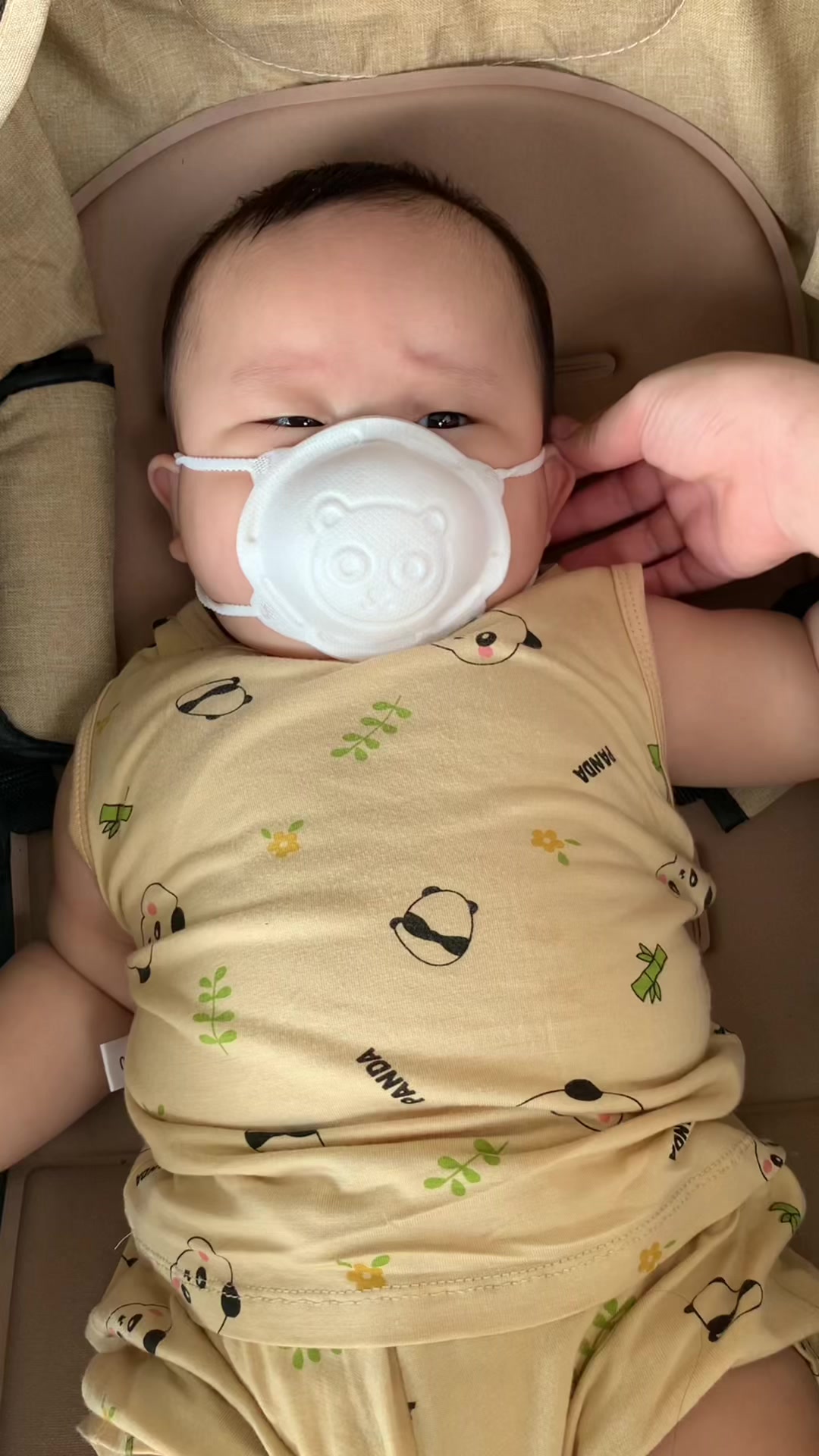 Đeo dễ chịu nên là HiNo nó hợp tác hẵn luôn cô chú ơi🤣🤣#xuhuongtiktok #xuhuong2024 #mebimsuachamcon #viralvideo #embehino #embedethuong #embedangyeu 