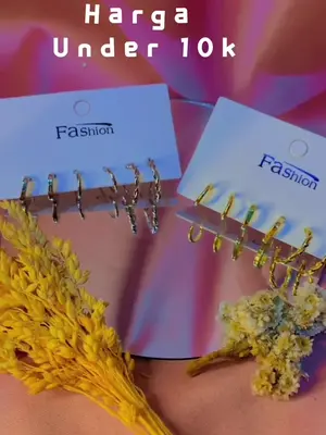 New product antingnya dapat banyak bangettttt #CantikGakAdaBatasan #newproduct #aksesoristrendi #anting #satuset #cepmek #xycba #masukberanda #fyp #funtasticpayday #tiktokshop 