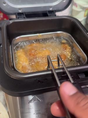 La verdad que si hace muy buen trabajo, está  freidora 👌🏾