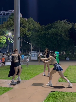 Cũng giựt giựt cho kịp trend,mà ko đủ cameraman(dc:me)#xotit #teamxotit @Xuân Nhii @QuynhPhan