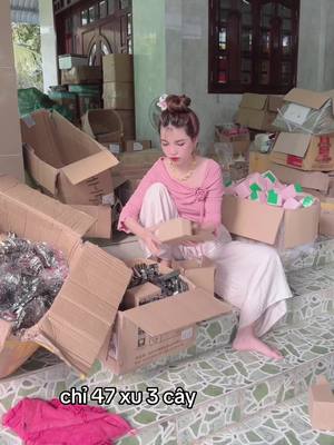 47 xu tặng bấm mi