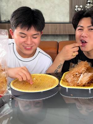 Múc bang bánh tráng của bả!