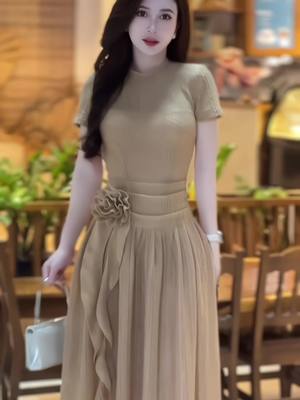 Thời tiết thu HN thích thật 🥰 #vaydangdai #lyna_vaythietke 