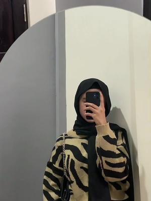 Outfit aku klik keranjang kuning diatas 🤩  #metoosmile #tiktokshop