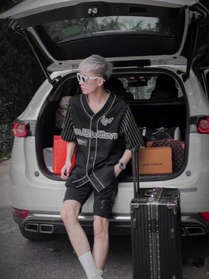 do dự gì nữa ae ơi#xuhuongtiktok #outfit #boiphohanoi #dolce #xiang #anthuyen🗽 #duchuong🧊 