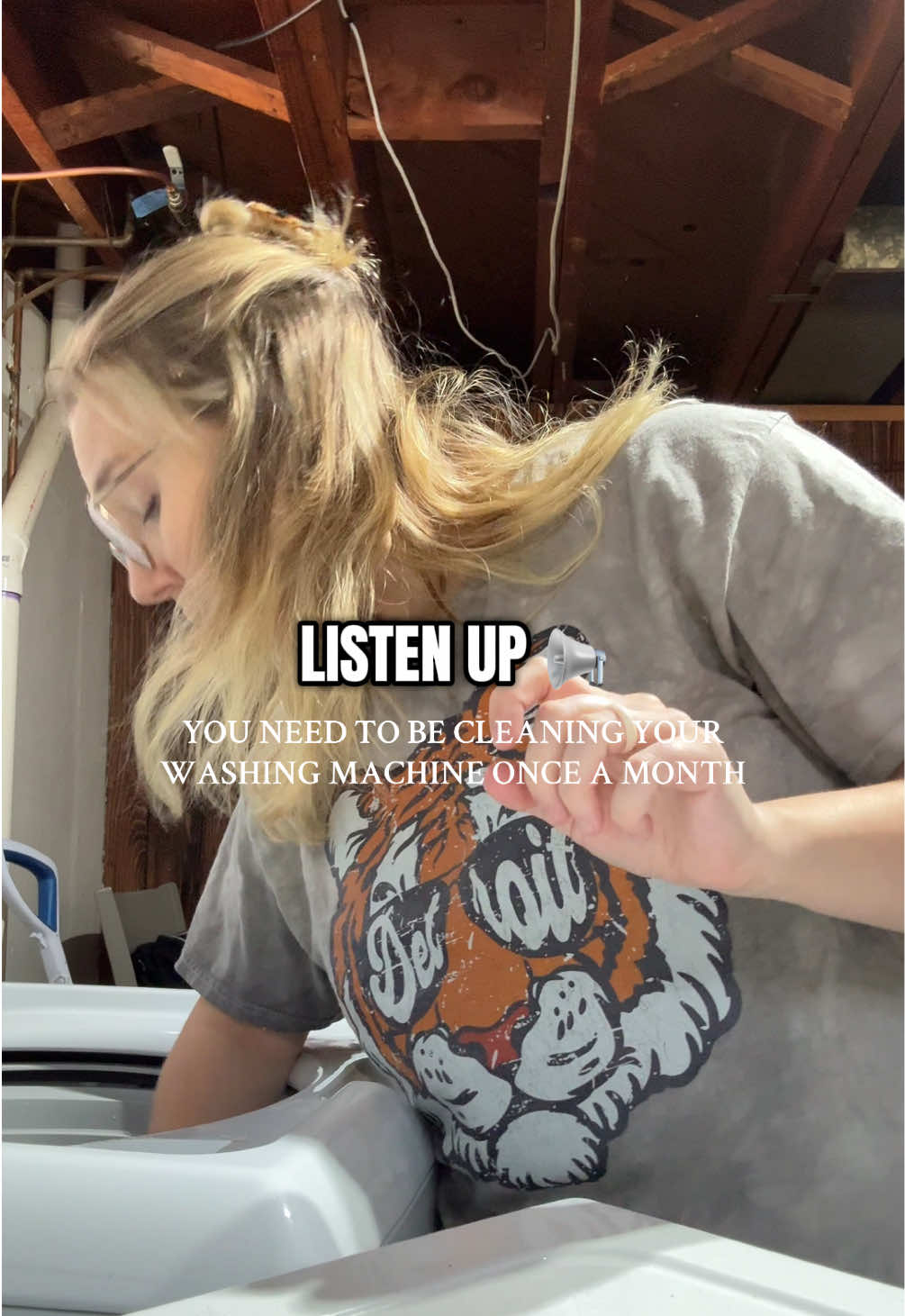 This is your sign to clean your washing machine 🧺🧼 #laundry #laundrytok #washingmachine #washingmachineclean #tiktokshopbacktoschool 