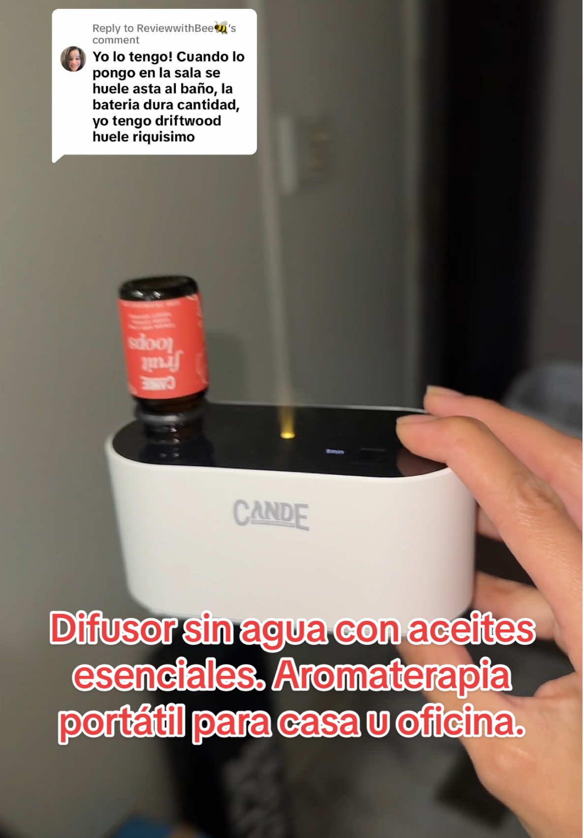 Replying to @ReviewwithBee🐝 Difusor sin agua con aceites esenciales. Aromaterapia portátil para casa u oficina. #DifusorAromático #AromaterapiaTikTok #TikTokShop #CasaConAroma #AceitesEsenciales #WellnessVibes #TikTokFinds #SpaEnCasa #ZenVibes #HogarAgradable #NoWaterDiffuser #EssentialOilLover #RelaxingHome #AromaGoals #TikTokRecomendado #BatteryDiffuser #CECraftCompany #AmbientePerfecto #AromasNaturales #SmartRelax  