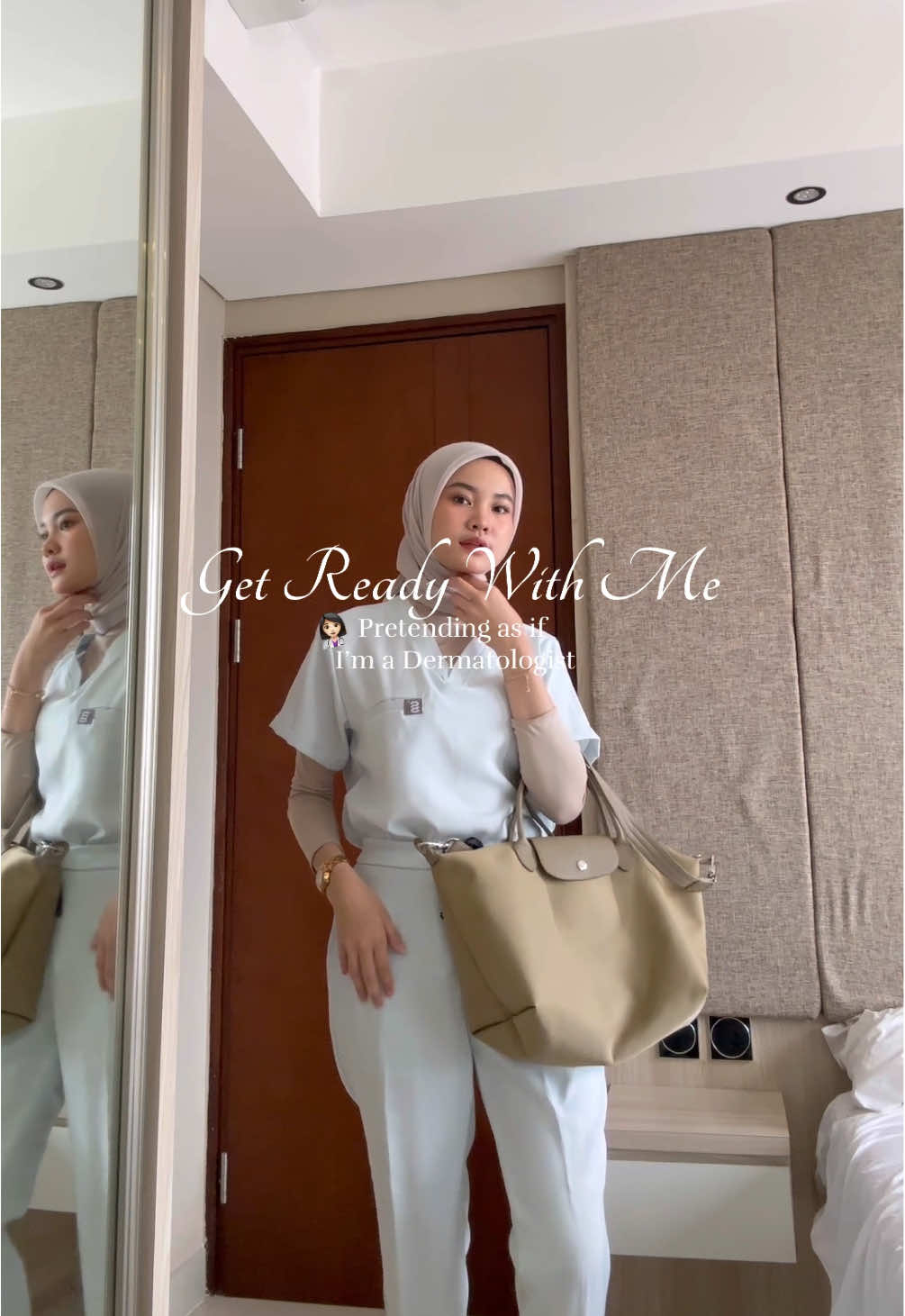 Perfect scrub, best investment buat kalian para dokter!!! Bahannya baguss dan nyaman bangett, gakan nyesel beli scrub dari @Steriluxe Scrubs ini💘  #steriluxe #medicalscrubs #bajujaga #medicaldoctor 
