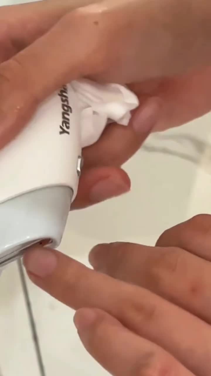 Máy cắt móng tay bằng pin#giadungtienich #giadungnhabep #dogiadung #maymaimongtaychobe #bammongtay 