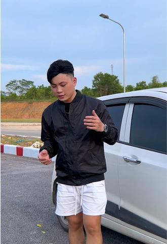 Áo khoác dù nam màu đen trơn 