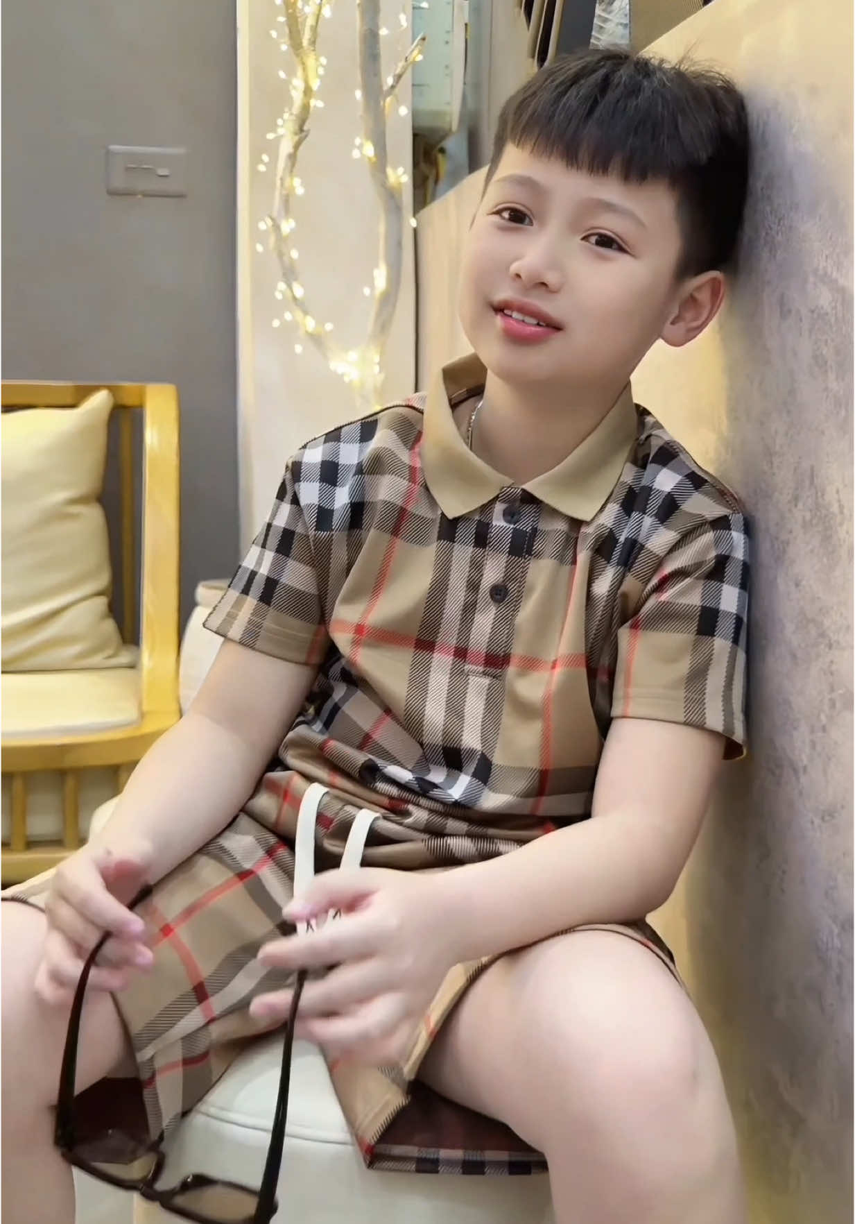 Set cộc tay polo kẻ bé trai mặc vào là ưng luôn nha mom ơi.#quanaotreem#thoitrangtreem#viraltiktok#betrai#thinhhanh#outfit#polo#xuhuong#mintkids01 