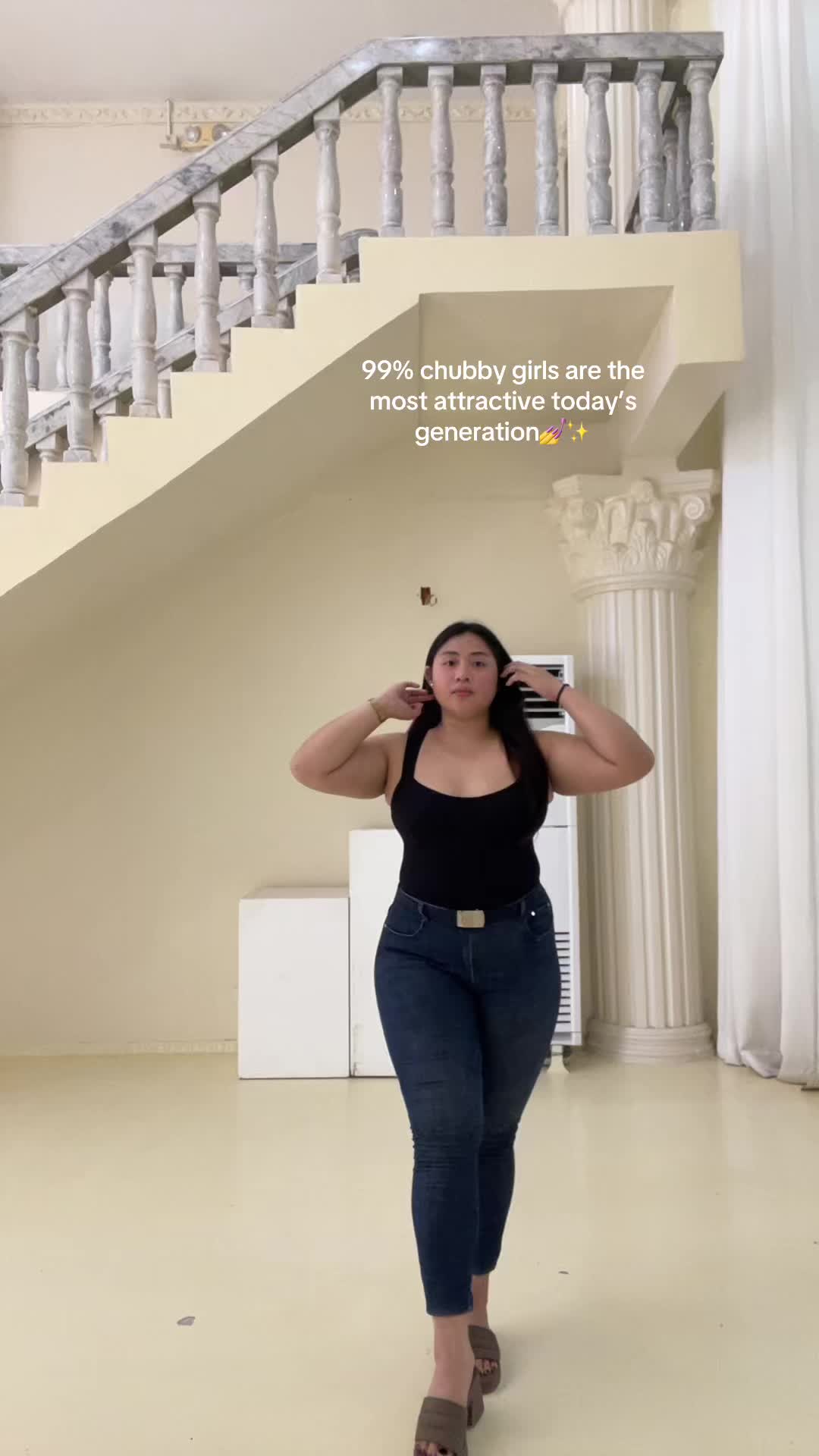 Waist 35 bust 40. #chubbyqueen #chubbygirl #keana 