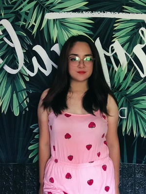 Dapat maganda ka parin kahit nasa bahay ka lang! 🤣 Very mura and super comfy ng Sleepwear/pambahay na to. Buy na! 🍓 #fyp #ternotrend #shoppefinds