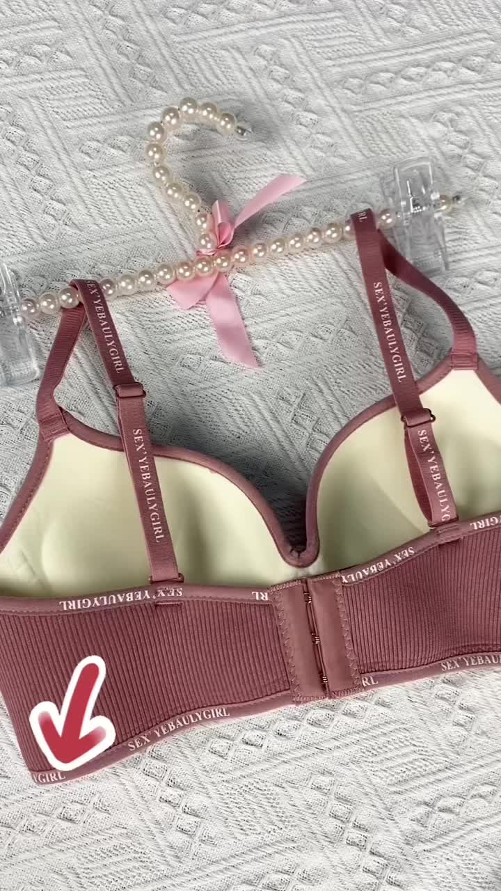 Mga kapatid na babae! Ngayon dalhan kita ng napakagandang bra! 🌟 Ang disenyo ng bra na ito ay sobrang kakaiba, ang mga maliliit na suso ay natipon at tuwid, at ang maliit na A cup ay nagiging mas malaki at C effect. Ito ay sexy at sunod sa moda, na ginagawa kang mas kaakit-akit at kumpiyansa. Malambot na tela, sobrang kumportableng hubad na karanasan, breathable at malapit, hindi lamang cool sa tag-araw, ngunit sobrang naka-istilong din. Ganap, i-click ang link upang mag-order ngayon! 💃 #Bra #Sexy #FashionHacks #Comfortable #Beauty 