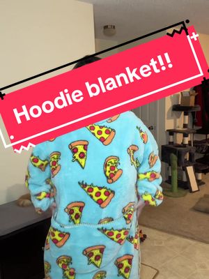 I meed MOREEEEEE 😍😍 #blankethoodie #hoodie #lazygirlhack #blanketlife