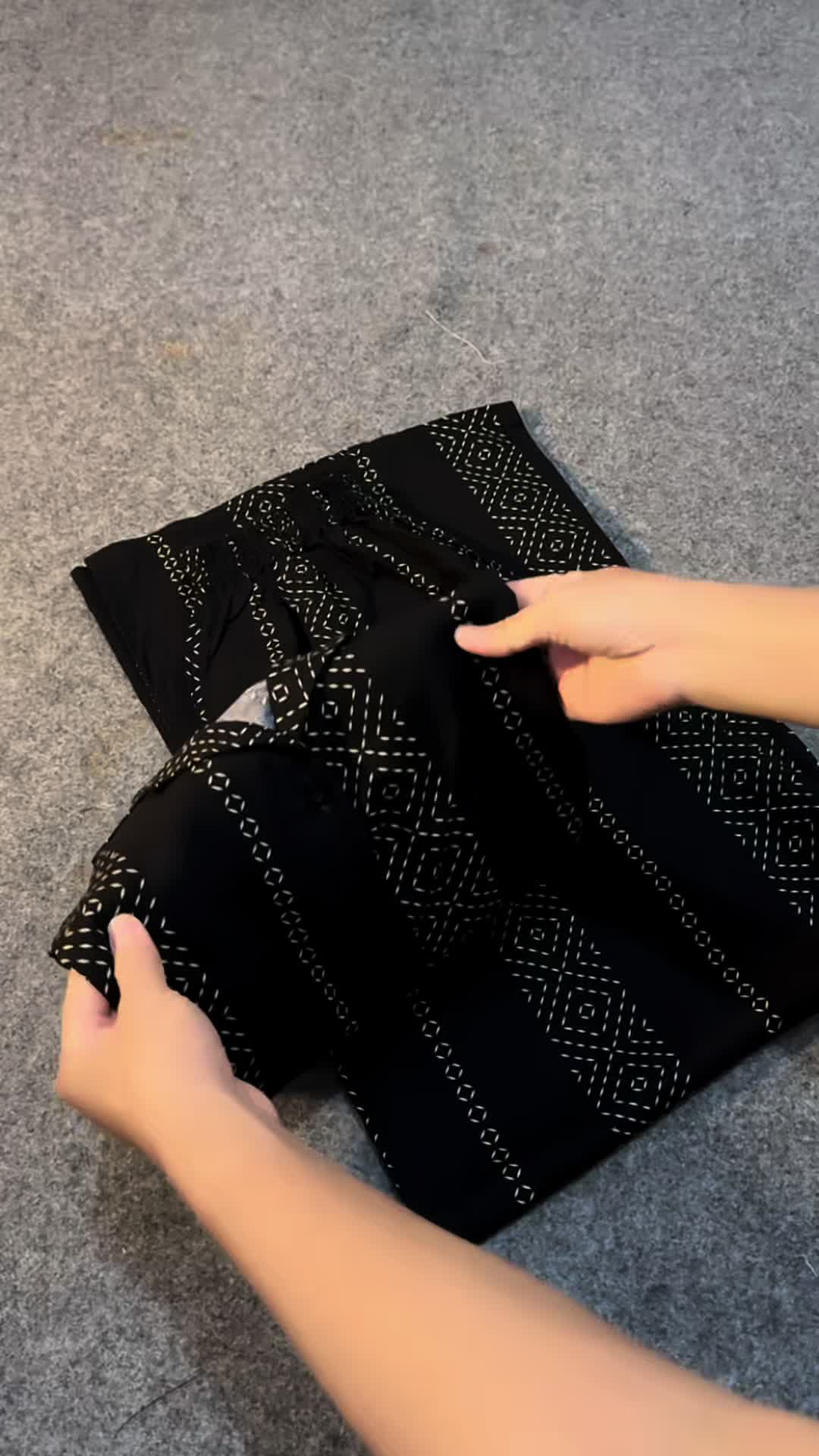 Secakep2 ituuu motif2nyaa 🥰🥰 #onesetkekinian #oneset #onesetmurah #cuantanpabatas #gebyarbelanjadesember 