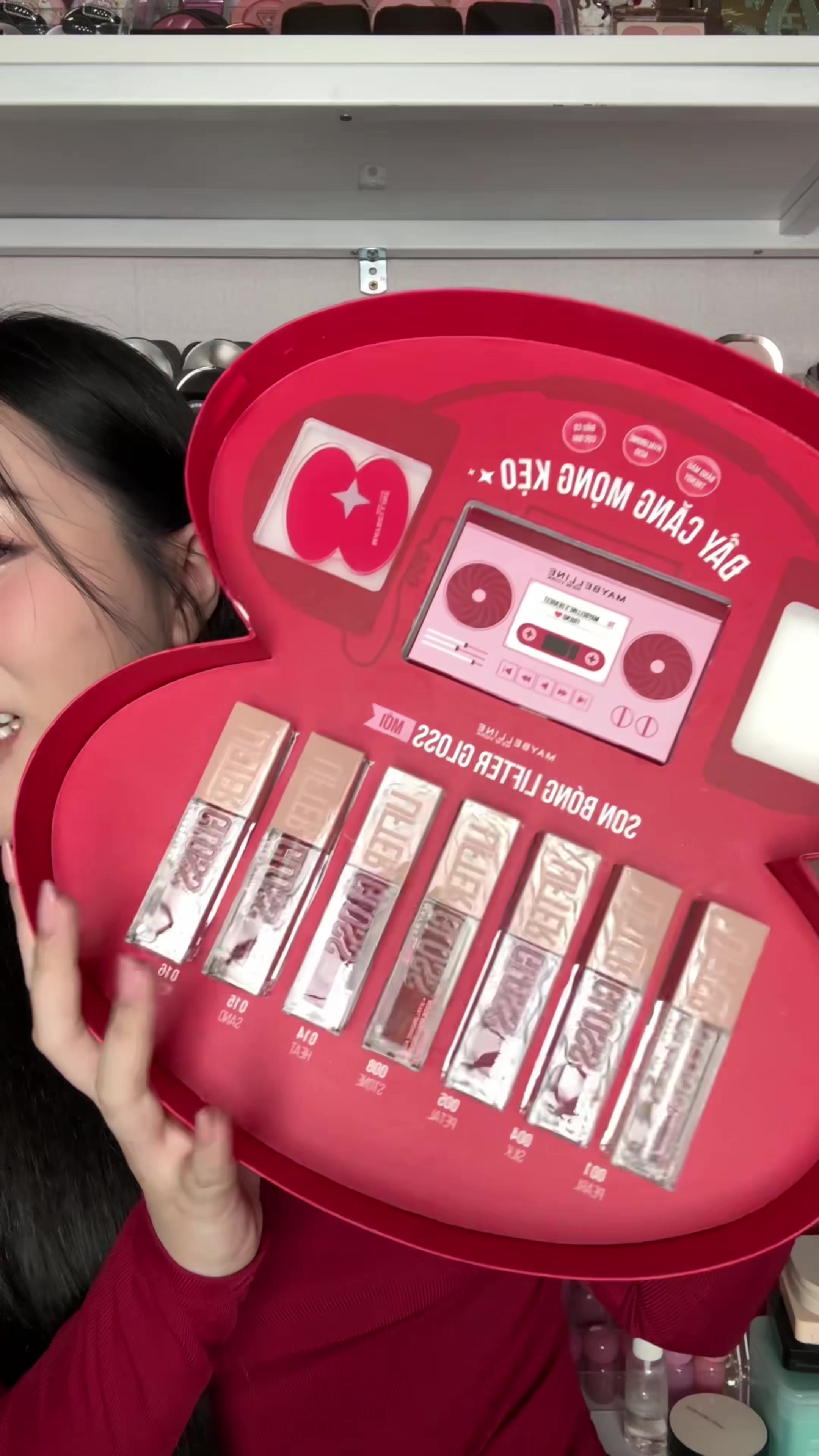 coi tới cúi đi rồi mới bít tui xài màu mấy :)))) #liftergloss #maybelline & #makeup 