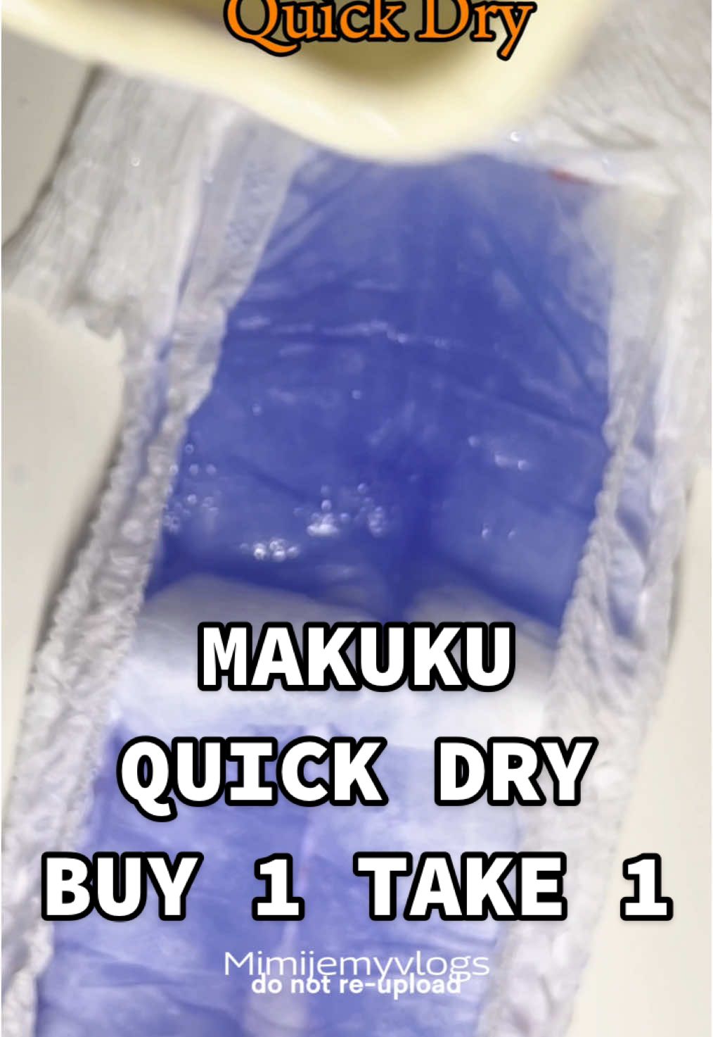 Grabe to in just 1 second bilis mag absorb! 578.00 96 pcs na! 😱 #makuku #quickdrymakukuph #fyp #foryoupage #quickdry #viralvideo #diaperreview @MAKUKU PH @Makuku Global 