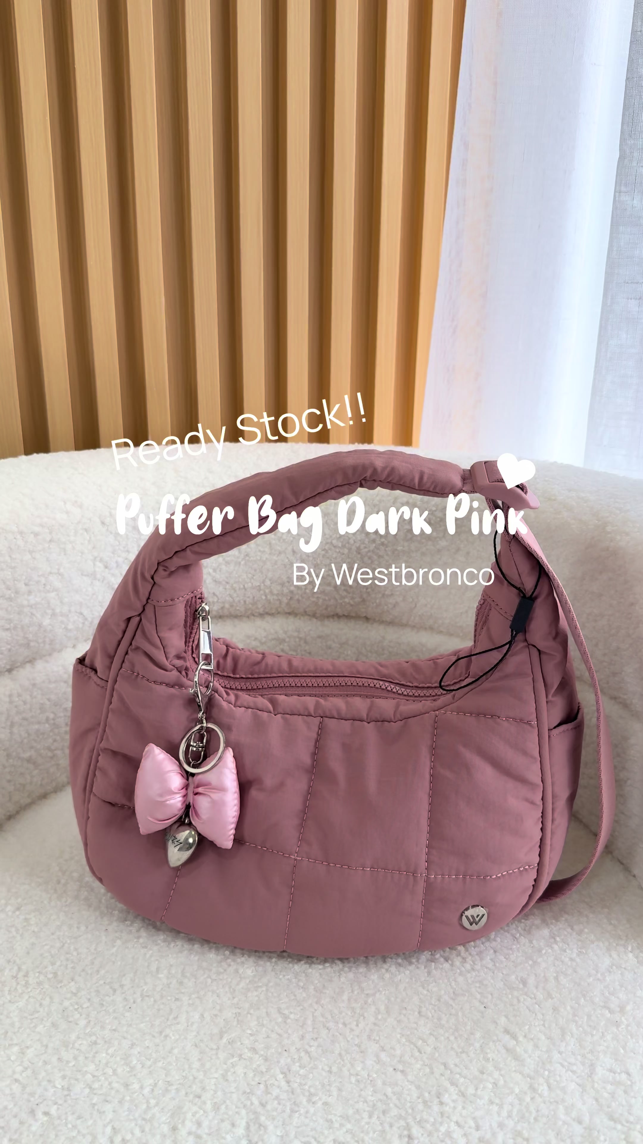 Akhirnya yg ditunggu2 warna ini restock lagi cuuss cekout dikeranjang💕 @Westbronco.id #westbronco #westbroncobag #pufferbag #pufferbags #puffybag #bestseller #shoulderbag 