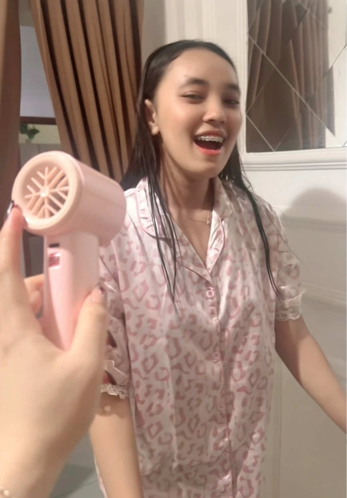 Ehhh mulutnyaaa 🤣🤪@olyne 