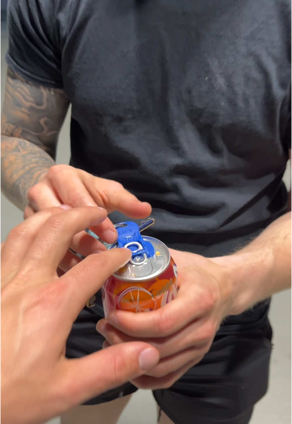 This can opener is exactly what you need if you have long nails or arthritis. Can opener for the win. #canopener #longnails #longnailsproblems #fakenails #arthritis #canopenerhack 