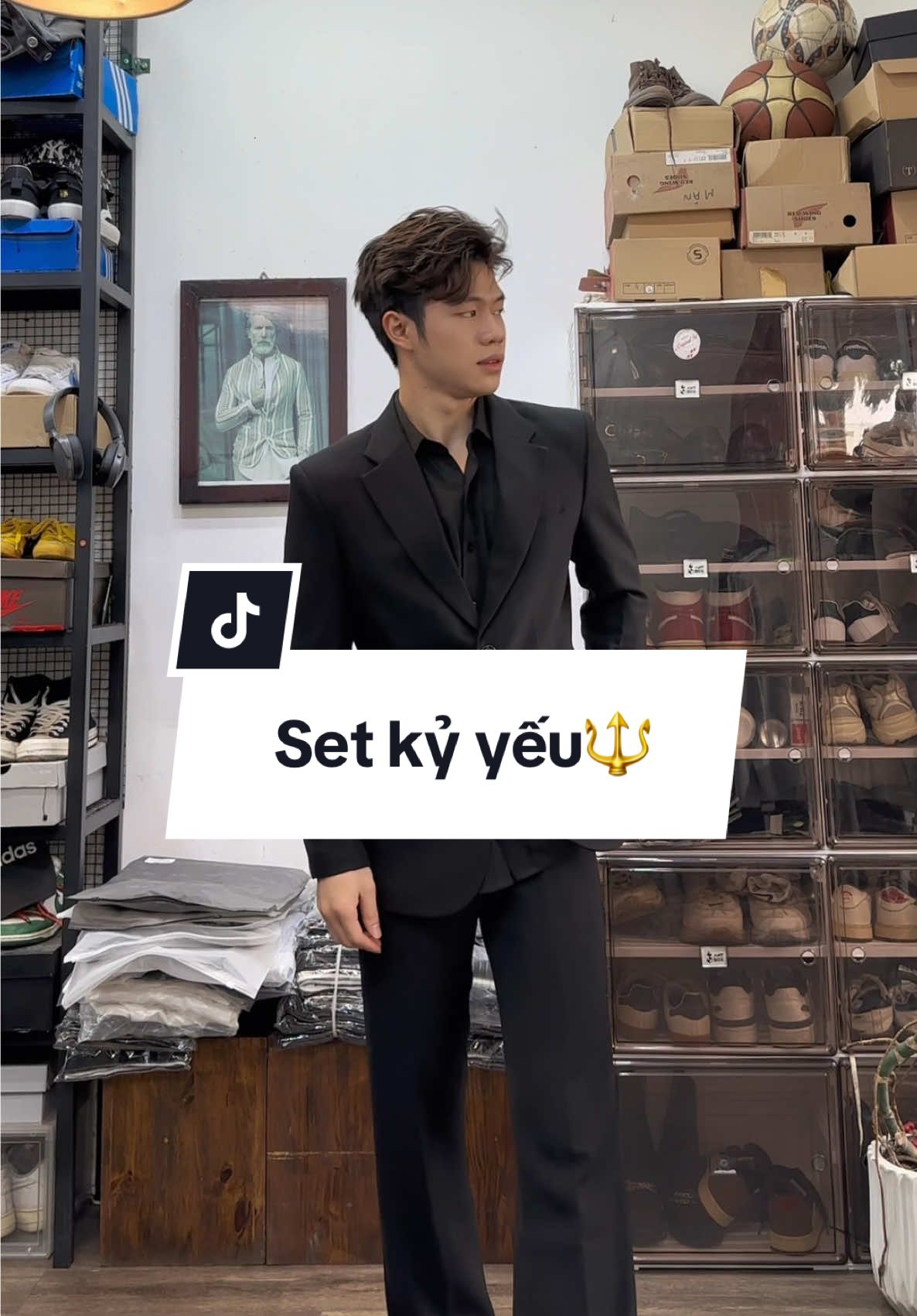 Tui có để cả set ở trên nè nhaaaa👆🏻👆🏻👆🏻@streetmansss @buivintageoder @BUIVINTAGE #foryou #xuhuong #phoido #outfit #phoidonam #thoitrangnam #thoitrangnam #thoitrang #xh #capcut #aosomi #blazer 
