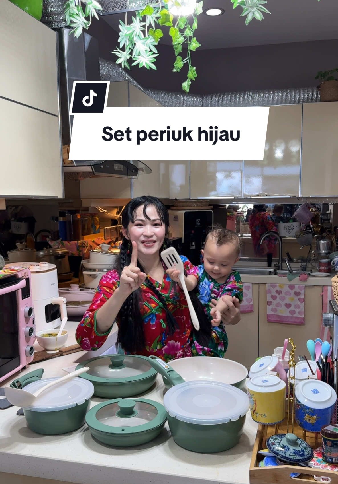 Replying to @Kylalala09 buka kotak pun kena complain 🤣🤣  #redchef #kitchenware #racuntiktok #kitchen #ceramics #Lifestyle #fyp #unboxing
